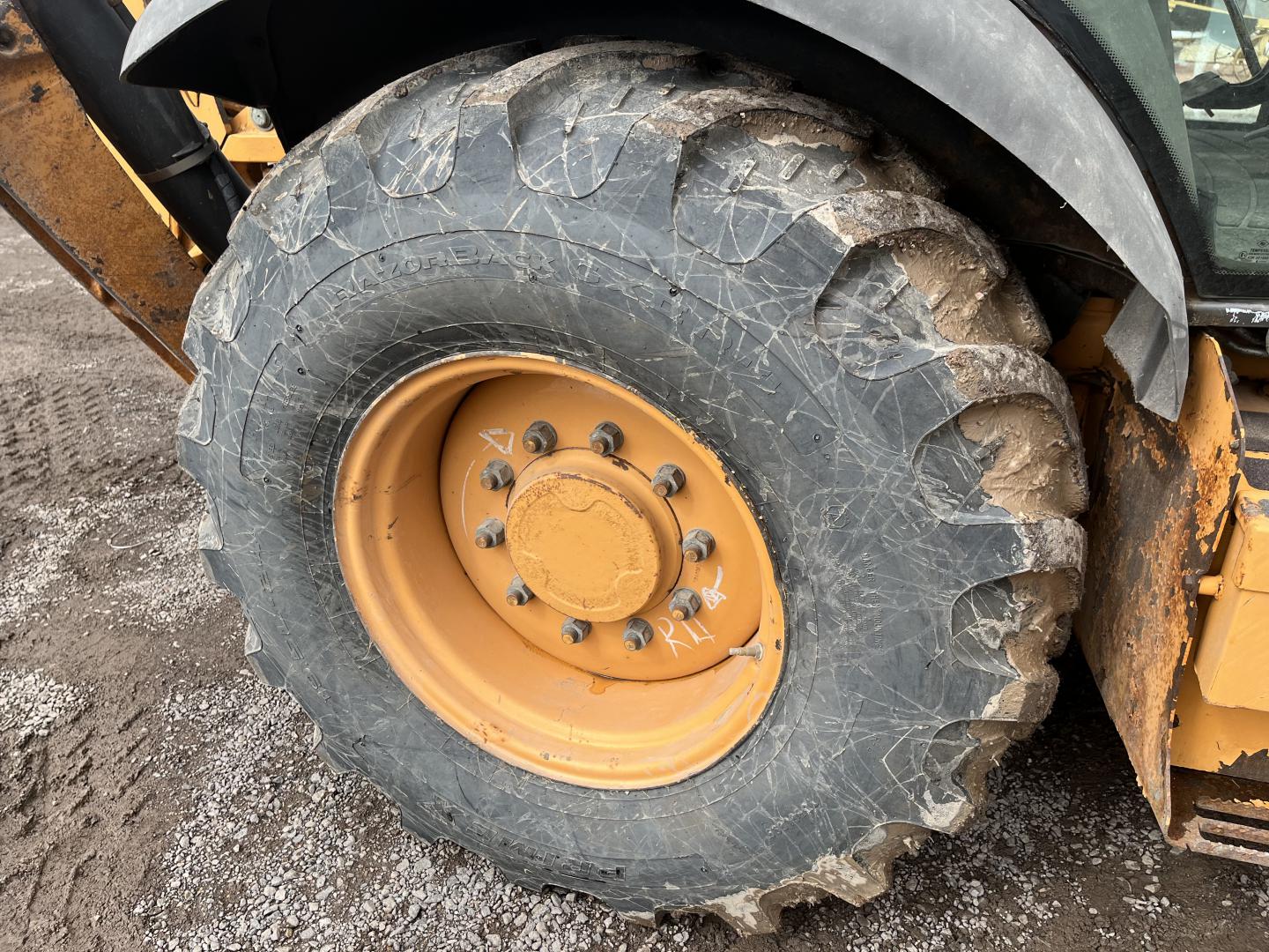 ./imagenes/INVOICE/2019/17034/RETROEXCAVADORA CASE 580 SUPER N (14).JPG